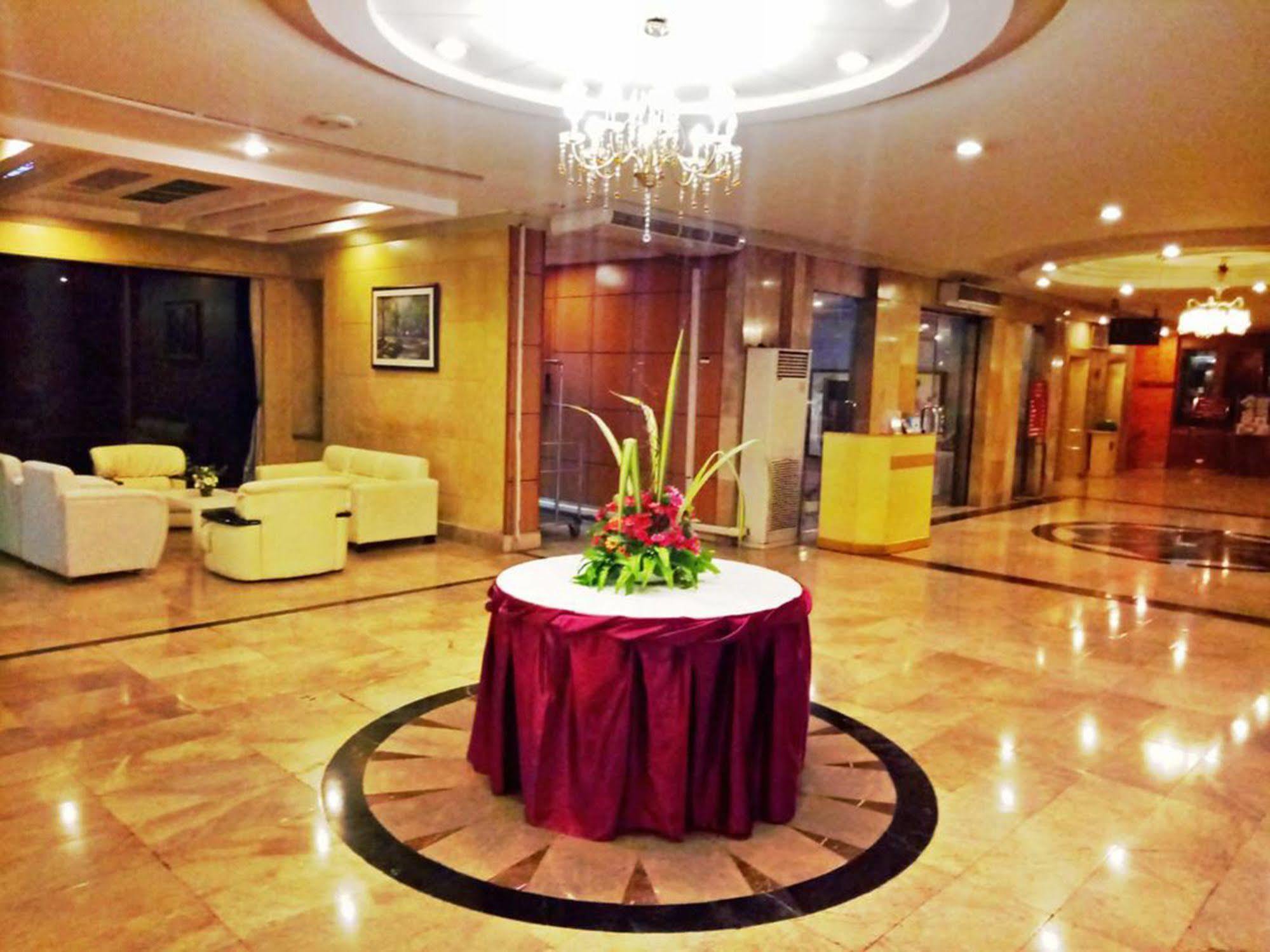 בנגקוק Sena Place Hotel מראה חיצוני תמונה