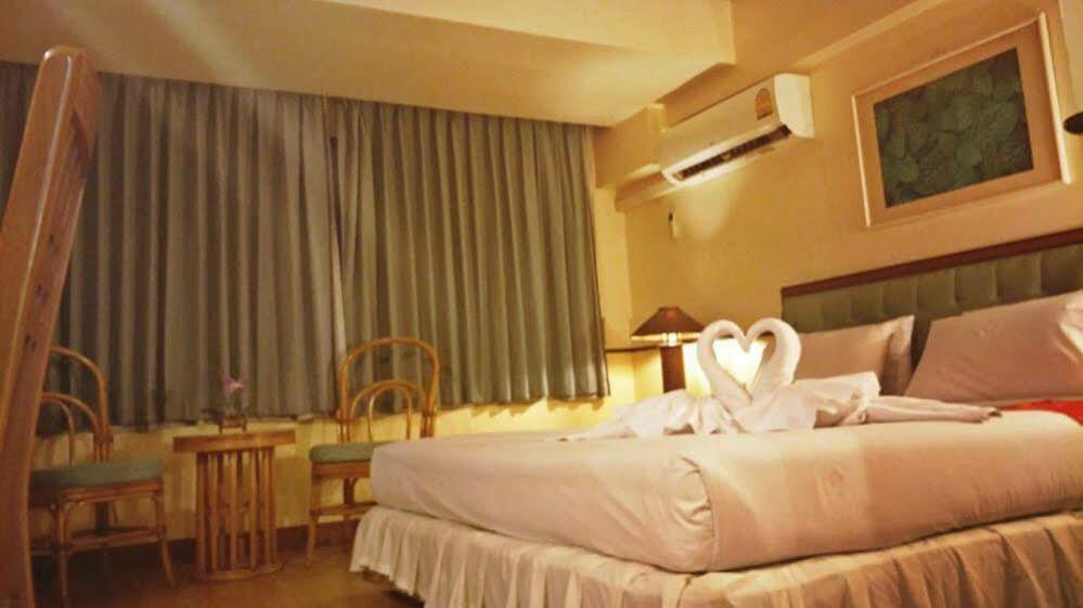 בנגקוק Sena Place Hotel מראה חיצוני תמונה